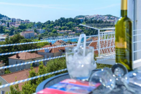 Apartment Tija Two Bedroom Apartment with Balcony and Partial Sea View